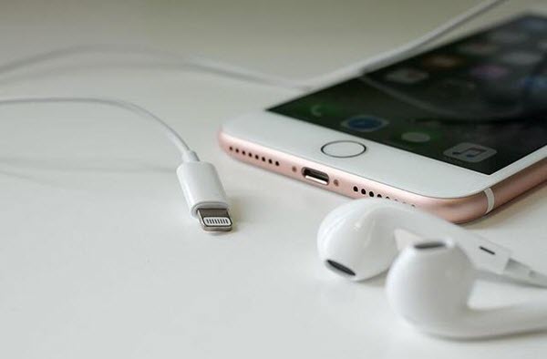 iPhone 7取消耳机孔