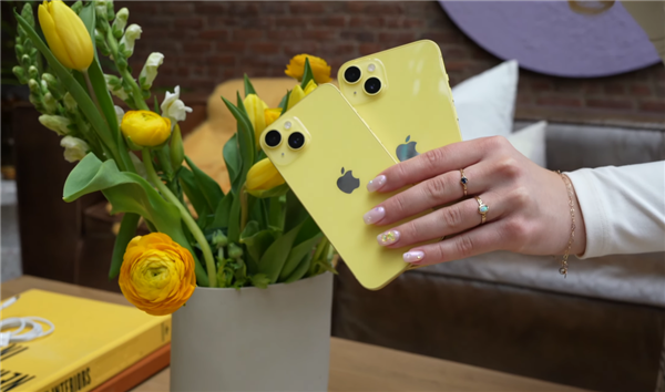 黄色iPhone 14